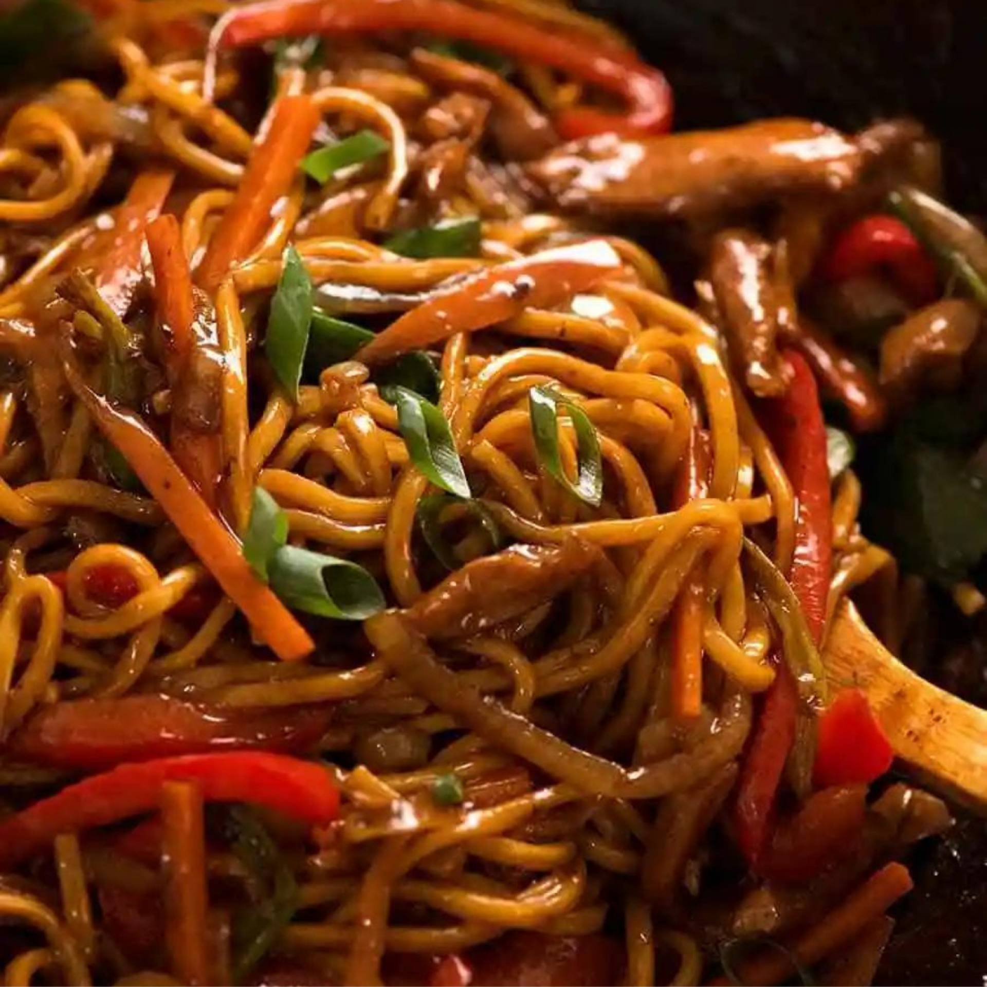 Mixed Vegetable Lo Mein (Cold Ready to Heat)